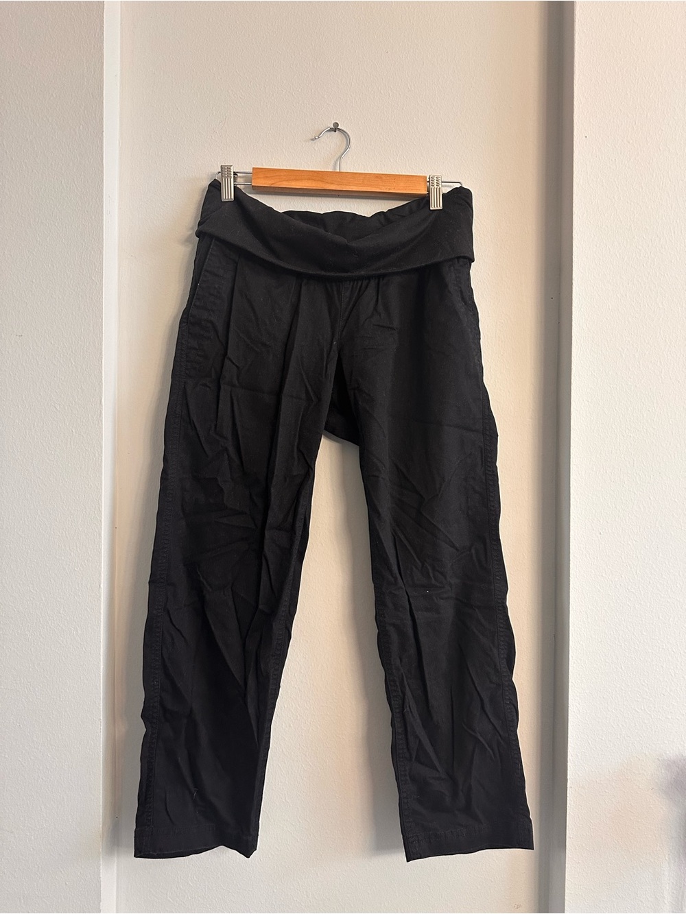 Old Navy Black size small maternity work pants